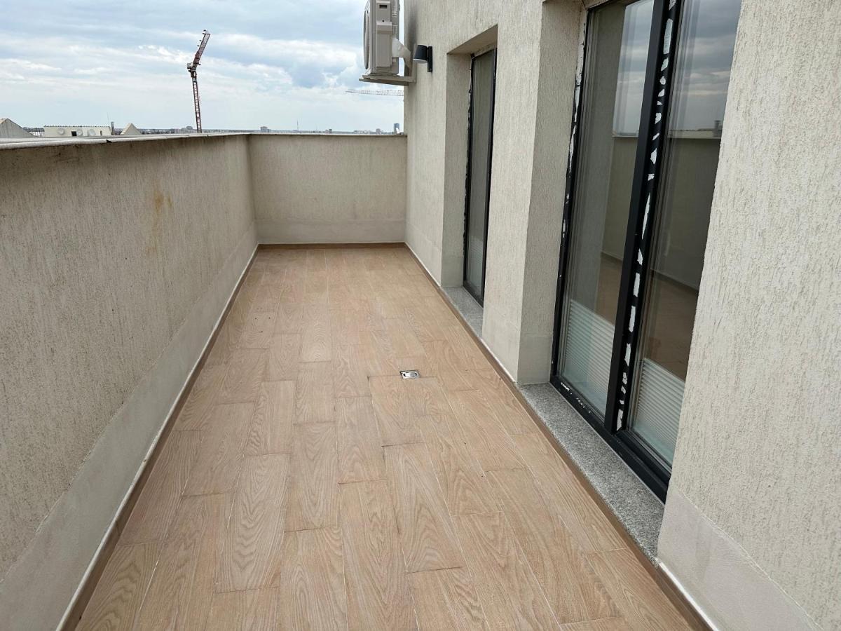 Fabulous Penthouse Lakeview W20 Бухарест Екстер'єр фото